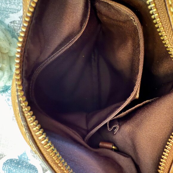 Coach 10399 Signature Shoulder Bag – Immaculate Condition - Picture 4 of 13